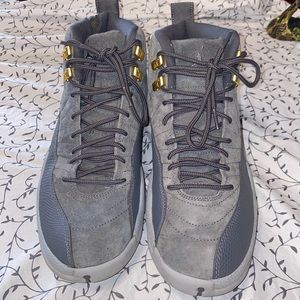 Jordan 12, Size 8.5M